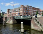 Gevel Surinamestraat (noord) en aansluitende pand Baarsjesweg.
<br/>
Gert-Jan Lobbes, 2015